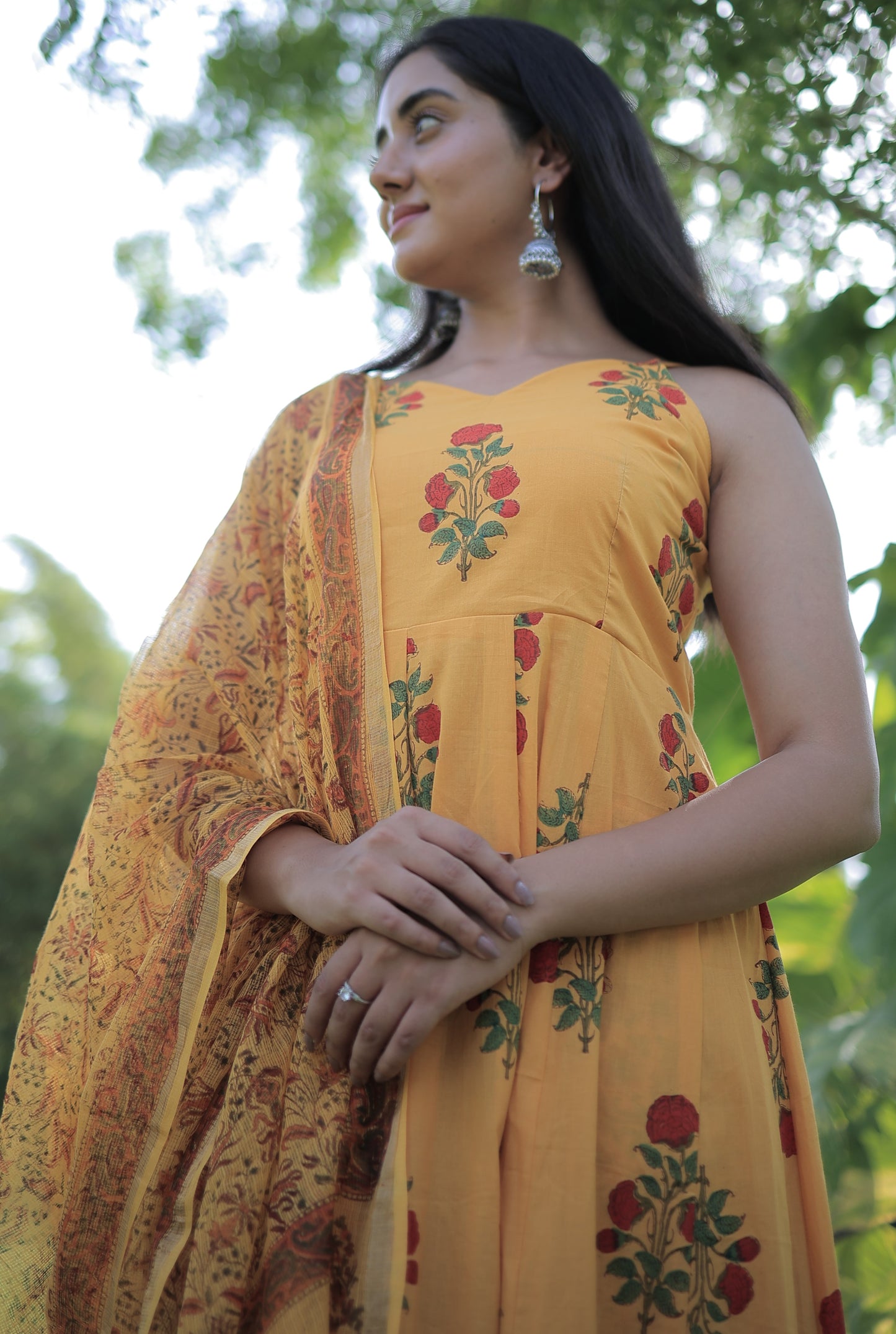 ZOYA COTTON SUIT SET