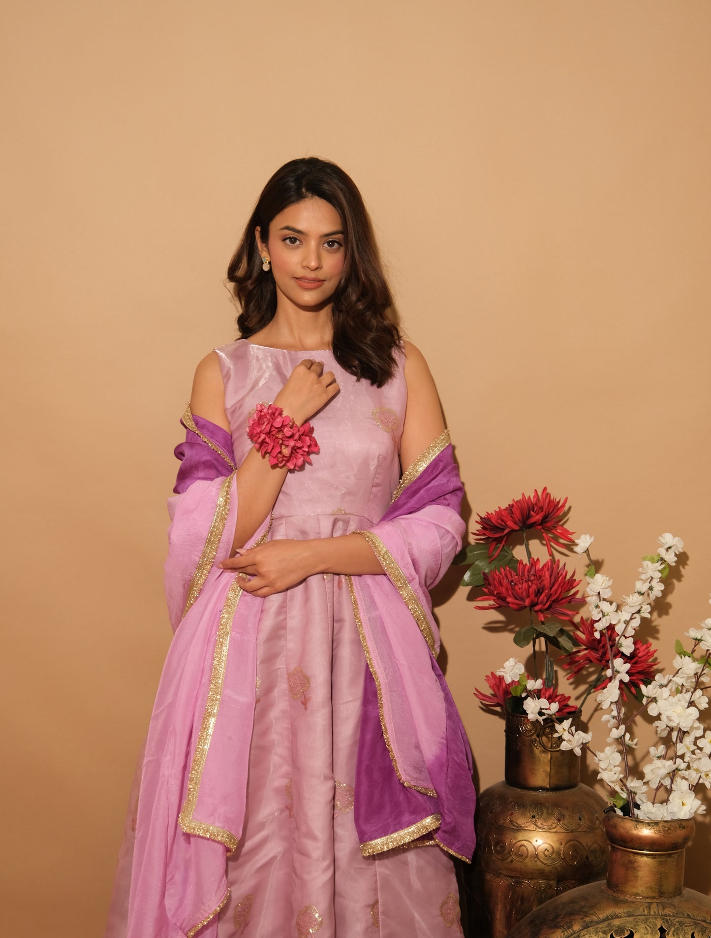 Eshvani Suit Set