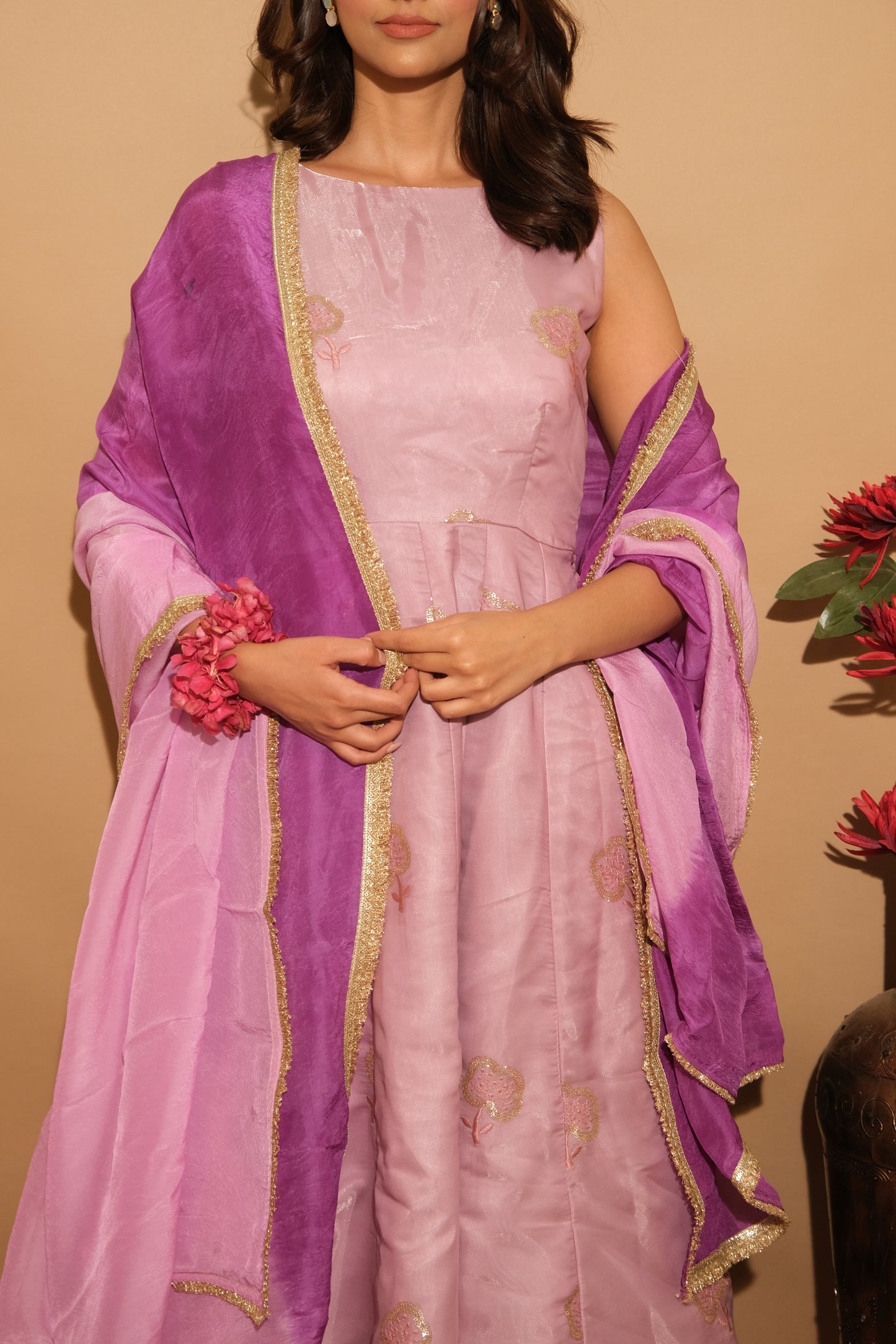 Eshvani Suit Set