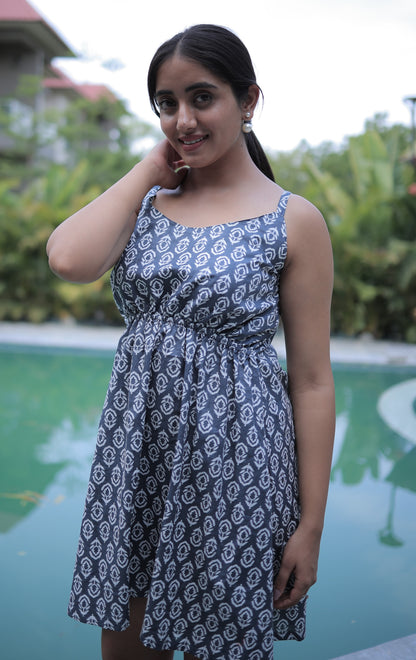 SCOTTIE SHORT DRESS