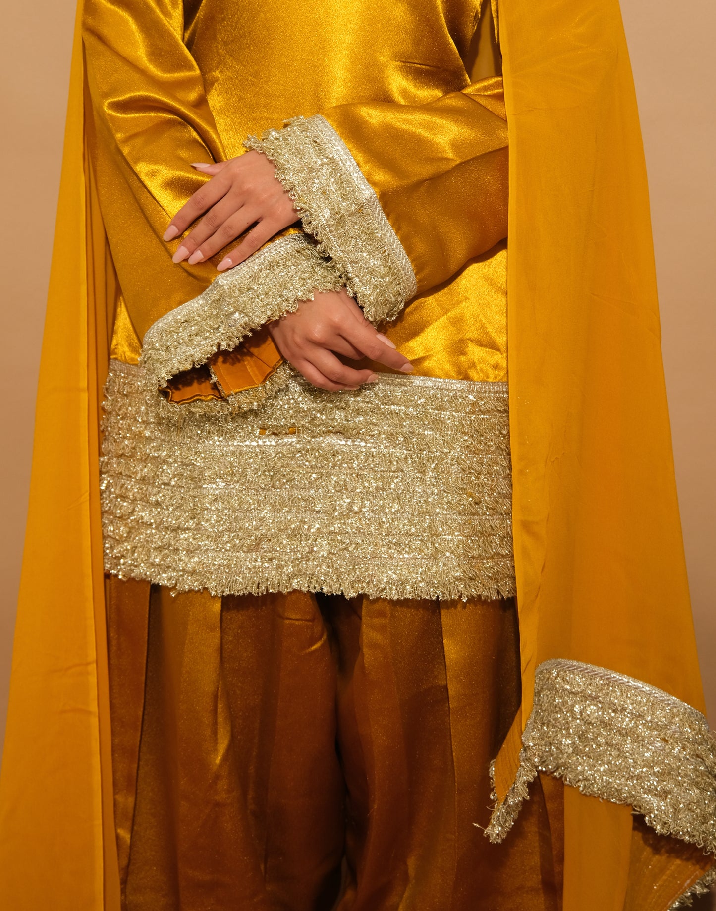Elvora Farsi Salwar Set