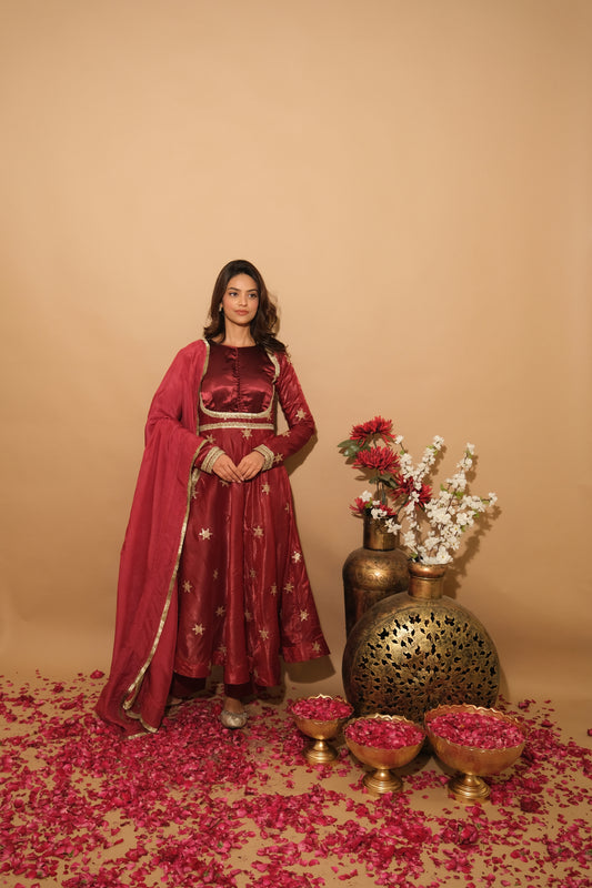 Sanayaar Suit Set