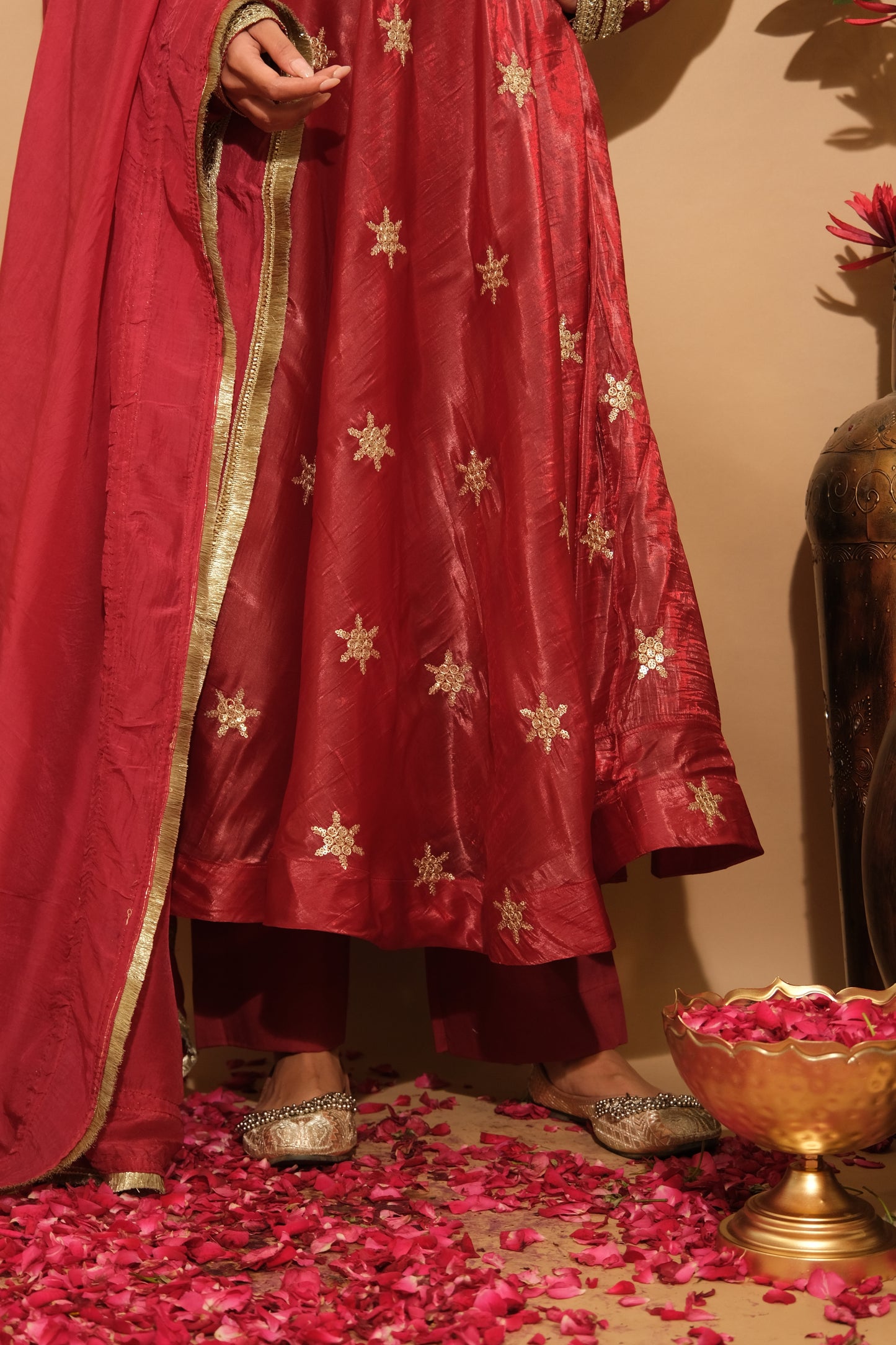 Sanayaar Suit Set