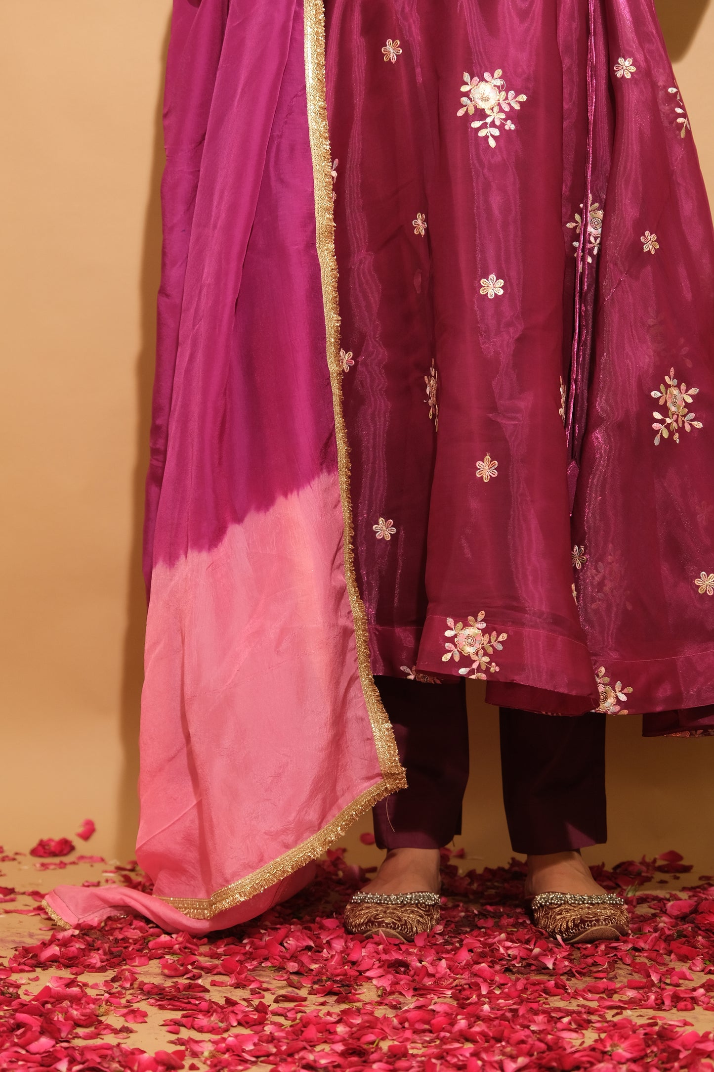 Zehkara Suit Set