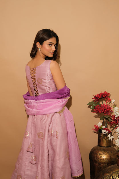 Eshvani Suit Set