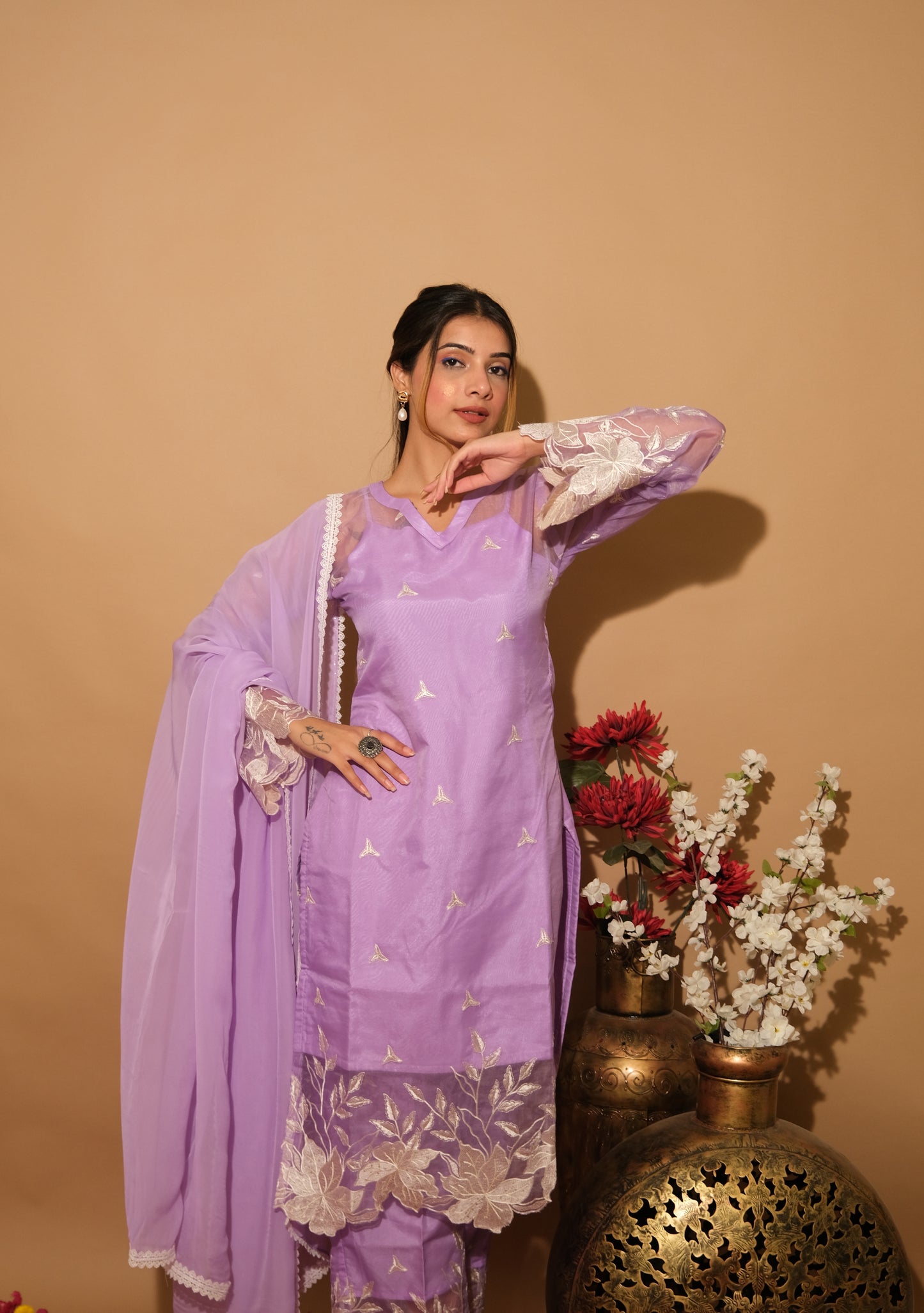 Raviraah Suit Set